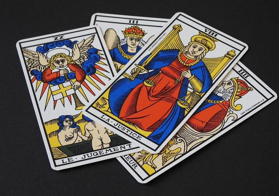consultation de voyance gratuite arcanes majeurs tarot divinatoire cartes de voyance
