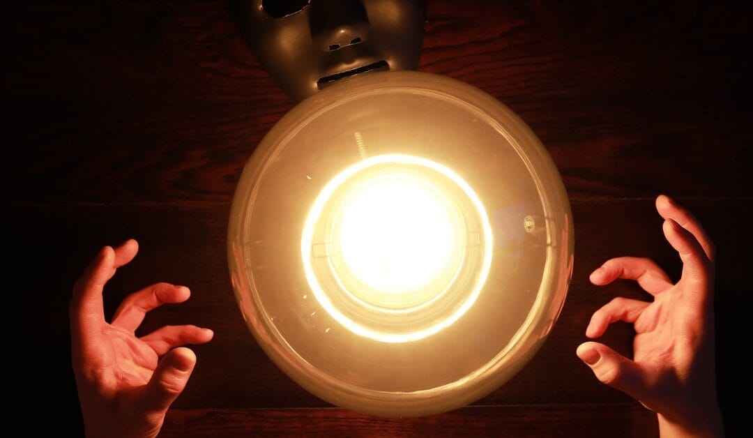 Comment interpréter les synchronicités avec l’aide d’un voyant ?